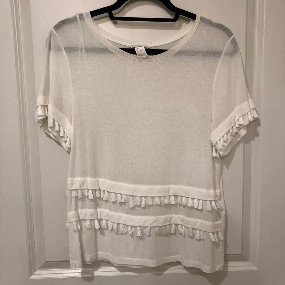 H&M Fringe T-Shirt size S